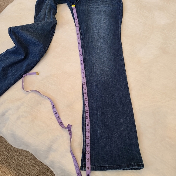 LEE Regular fit bootcut Mid rise flex motion waist elastic jeans - Picture 4 of 13